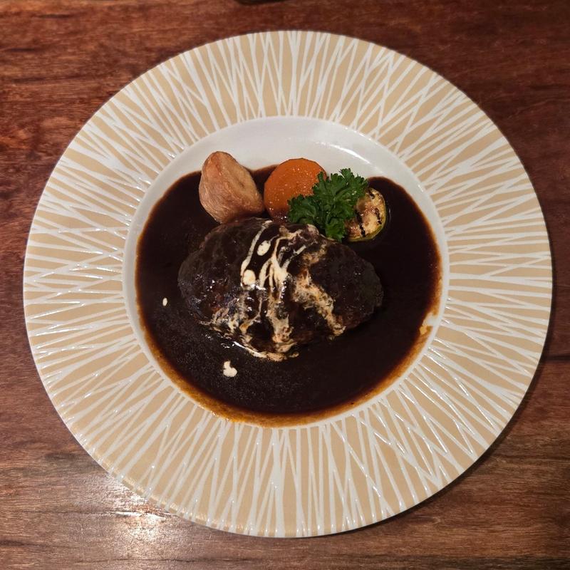 こだわりハンバーグステーキ(200g)自家製デミグラスソース(Sakura grill)