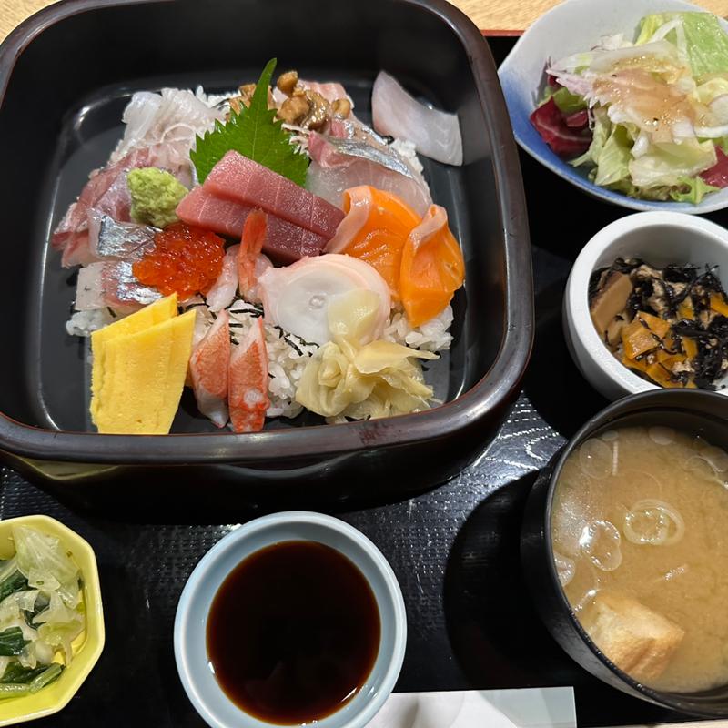 海鮮丼(魚とや 北朝霞店)