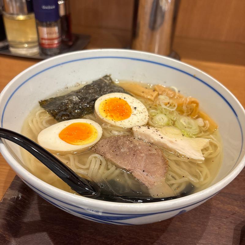 味玉純鶏らーめん　塩(らーめん直久 新宿西口店)