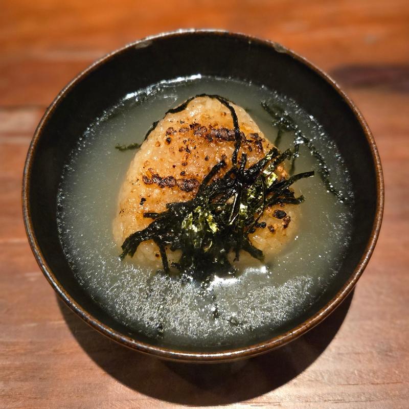 焼きおにぎりとスープ(焼き鳥すみえもん)