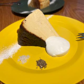バスクチーズケーキ(AfterAllCoffee アフターオールコーヒー)