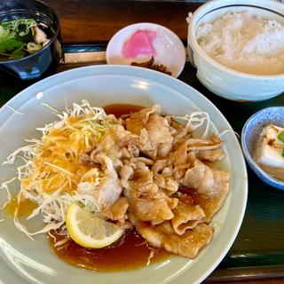 生姜焼(くじら亭 )