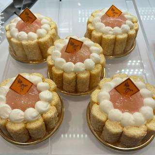 シャルロットペッシュ