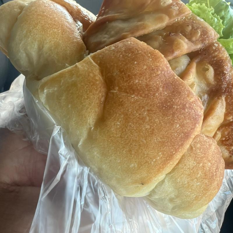 津ぎょうざドッグ(道の駅 津かわげ)