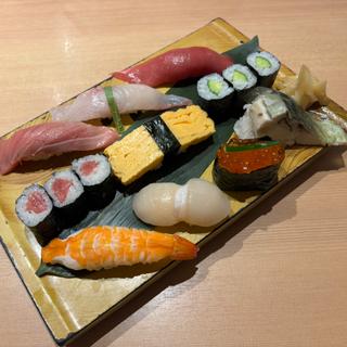 上にぎり(梅丘 寿司の美登利 総本店)