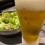 生ビール　チョレギサラダ