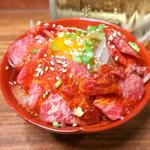 霜降り馬刺しのユッケ(焼売スタンド きんぎょ)
