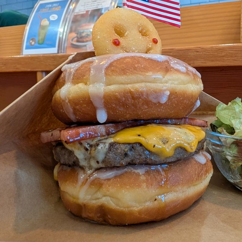 ルーサーバーガー(THE BURGER STAND MAVERICK (ザバーガースタンドマーベリック))