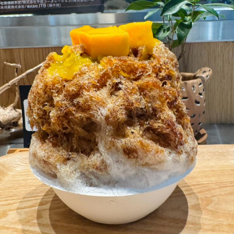 沖縄マンゴーとジャスミン黒蜜(かき氷コレクション・バトン)