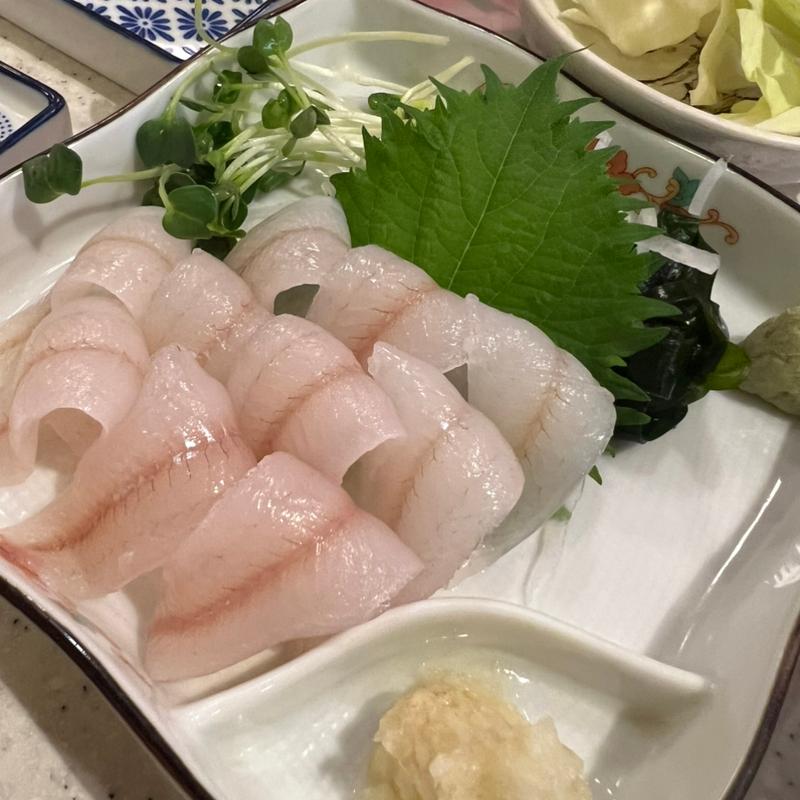 白子産キスの刺し身(とりさだ)