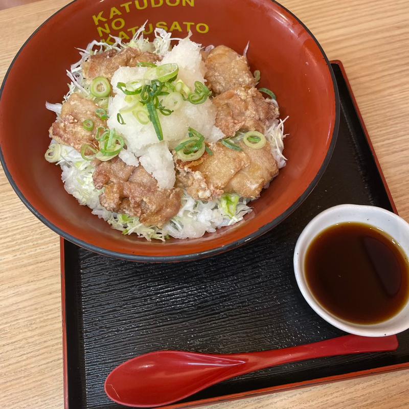 唐揚げ丼(かつさと 本郷台店)