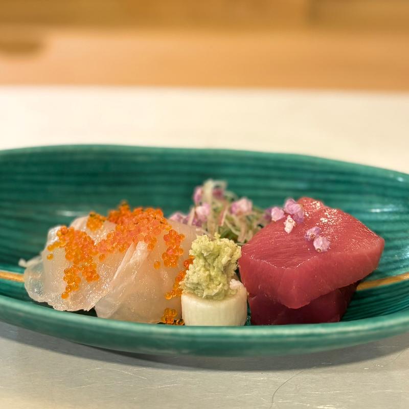 アイナメと鮪(ひろ作 （ひろさく）)