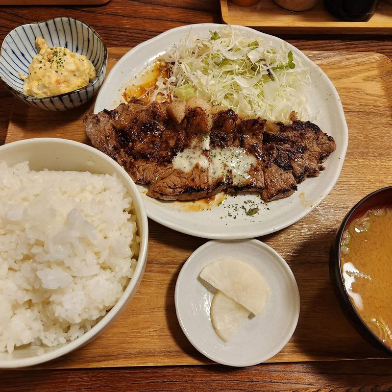 サーロイン定食(とんかつ割烹 やすいみ〜と)