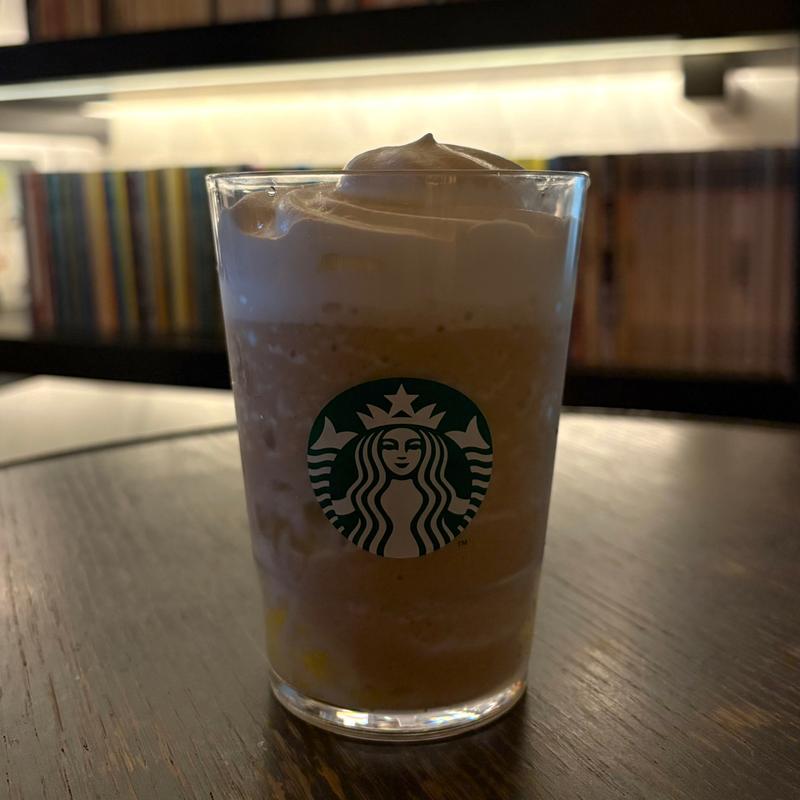 マスカットアールグレイフローズンティー(スターバックスコーヒー 銀座 蔦屋書店)