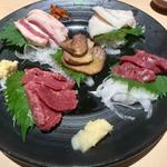 馬刺し五種盛り