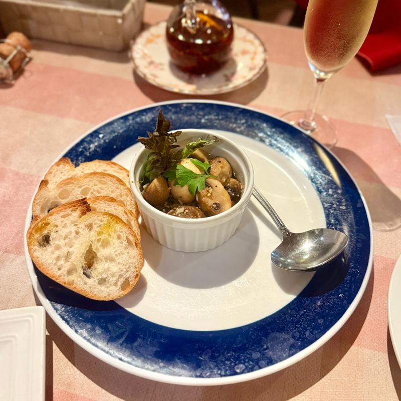 シャンピニオンのアヒージョ(ラ・パスタ陶 和光店)