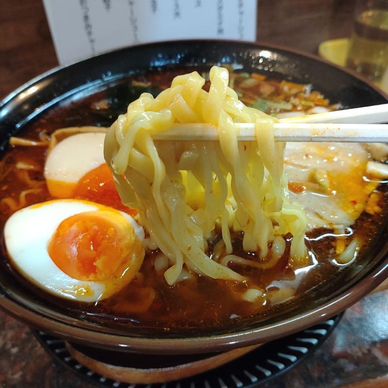 旨辛ラーメン(拉麺 ようろご)