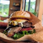 自家製ベーコンチーズバーガー