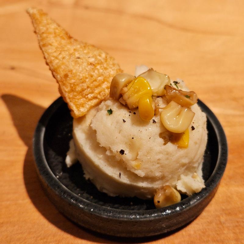 南阿佐ヶ谷「あづ家」×恵比寿「酒 秀治郎」＝「あづ治郎」のバター醤油ととうもろこしのポテサラ（with突起物・笑）(酒 秀治郎)