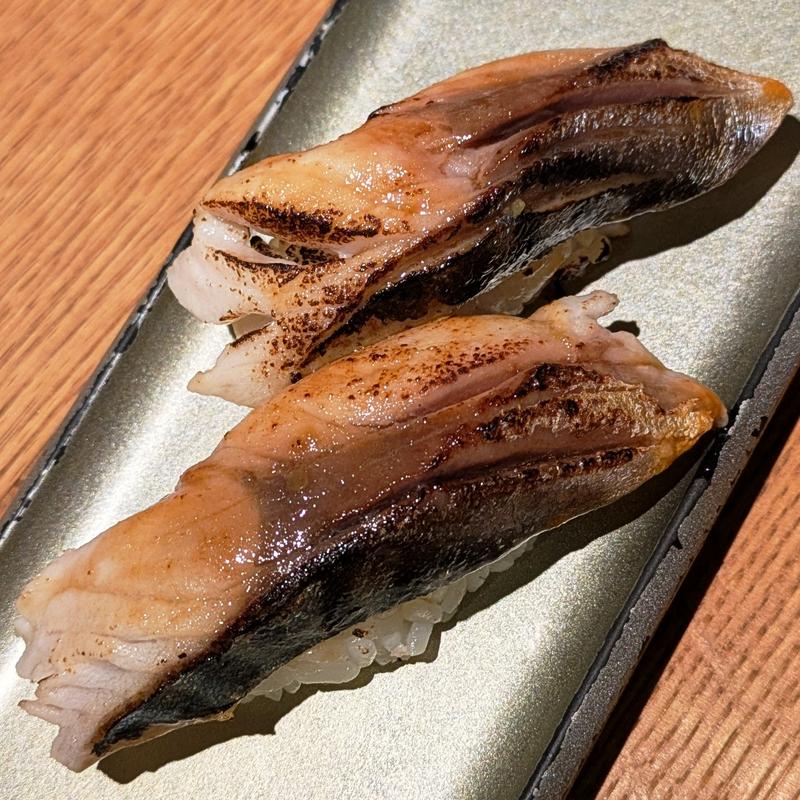 炙りさば焦がし醤油握り(寿司と炉端焼 四季花まる 北口店)