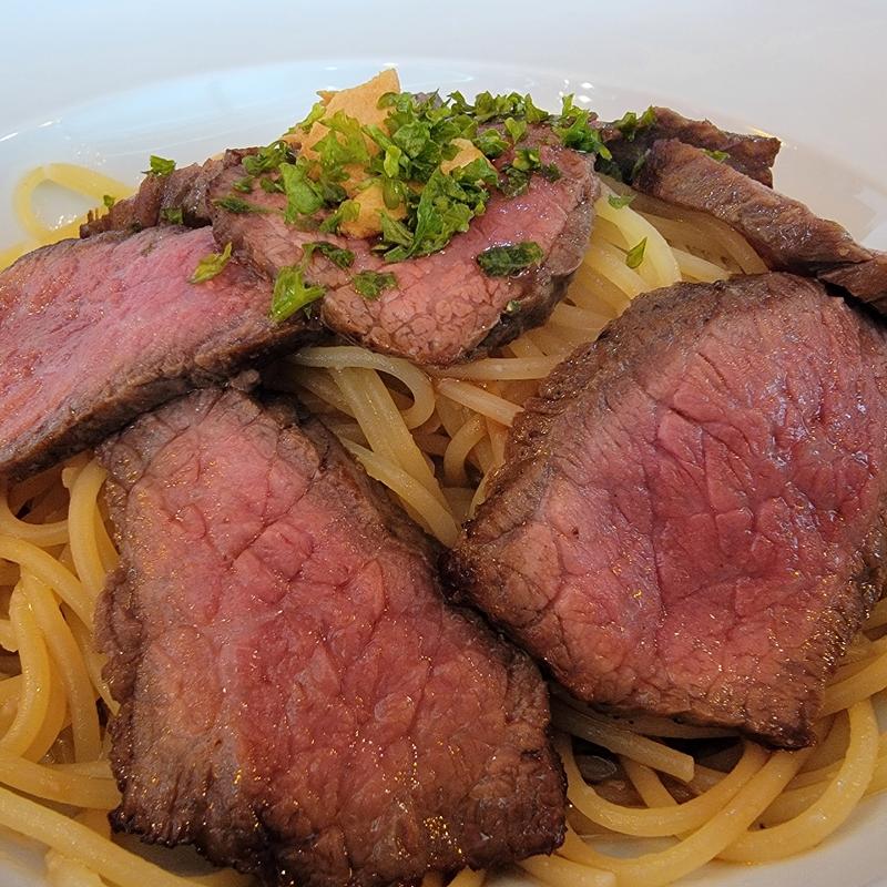 ビーフペペロンチーノ(ChoiGabu チョイガブ)