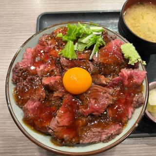肉食堂ステーキ丼 200g ご飯大盛り(金沢肉食堂 百番街店)
