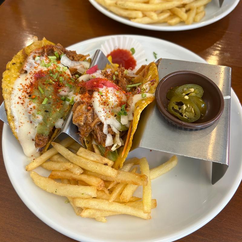 タコス（チキン）(MEAT MEAT MEET 神田店)