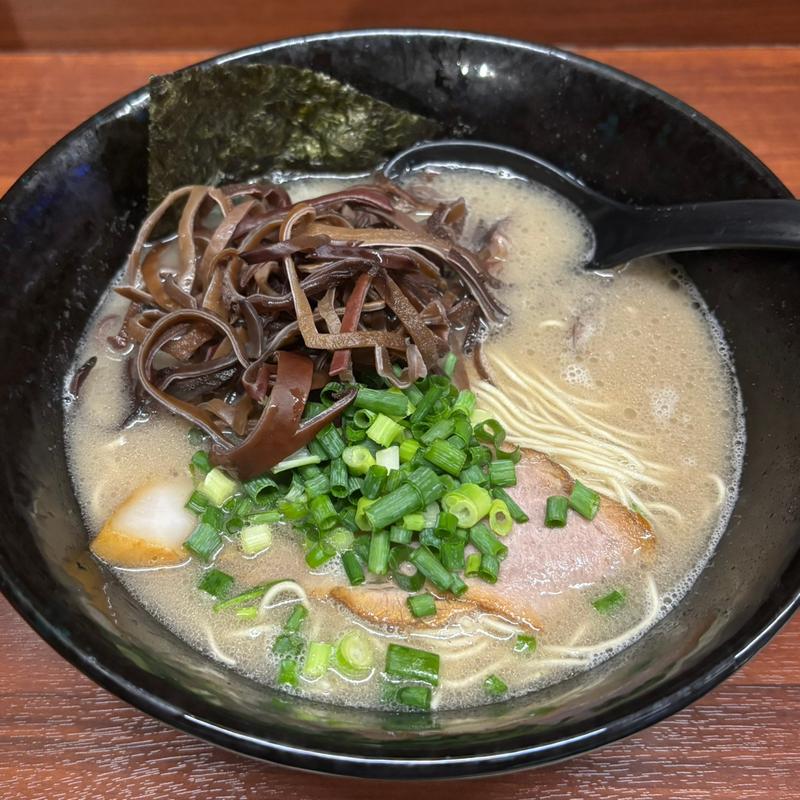 きくらげ豚骨ラーメン(木村亭)