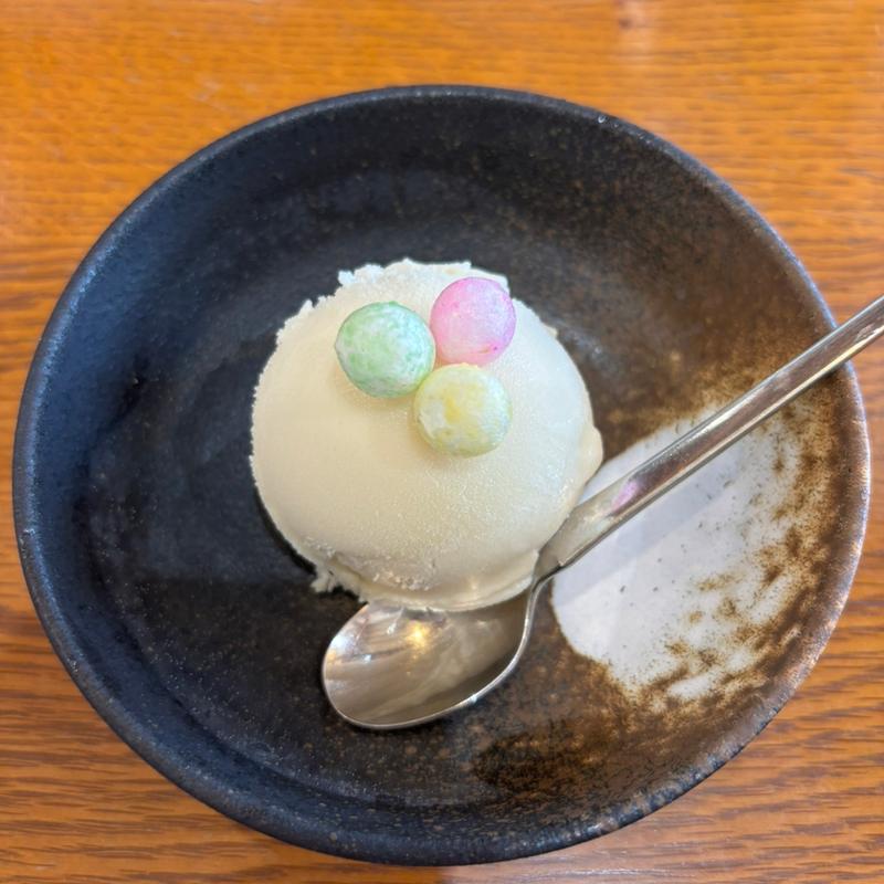 醤油アイス(ガーデンカフェ栗林 （Garden Cafe Ritsurin）)