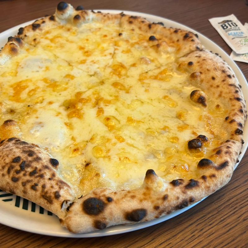 クレイジー・チーズ(PIZZERIA IL VICOLO)