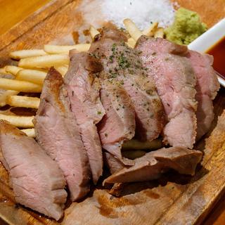 豚肩ロース鉄板焼きステーキ