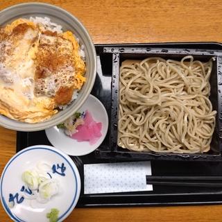 かつ丼セット(大井更科 （おおいさらしな）)