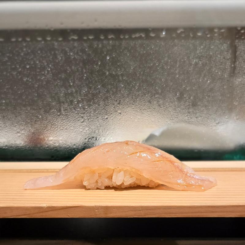 キス昆布締め(立喰い鮨 SMART男前鮓 中日ビル店)