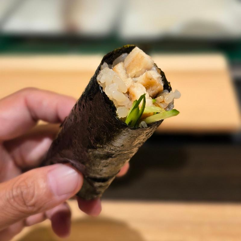 穴きゅう手巻(立喰い鮨 SMART男前鮓 中日ビル店)