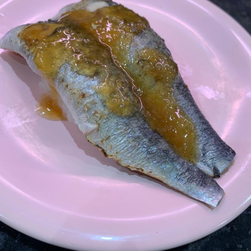 炙りとろいわし(あんかけみぞれ)(回し鮨 若貴 池袋サンシャイン60通り店)