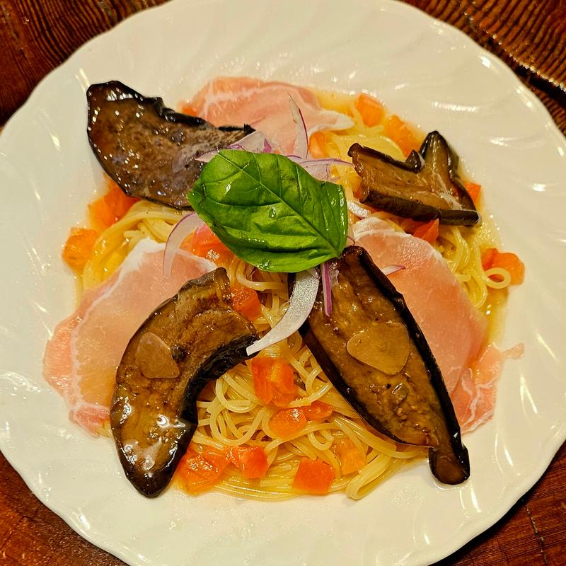 生ハムと茄子のマリネ入り冷製スパゲティ(ラ・タベルナ )