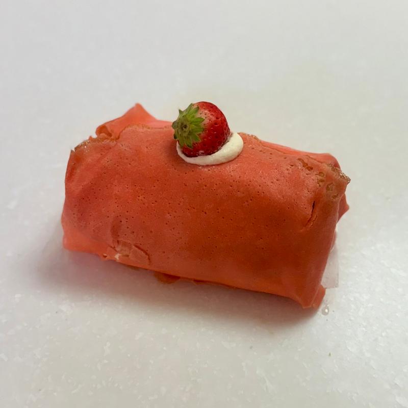 タオルケーキ　フルーツ(Fortune Moon Cake)