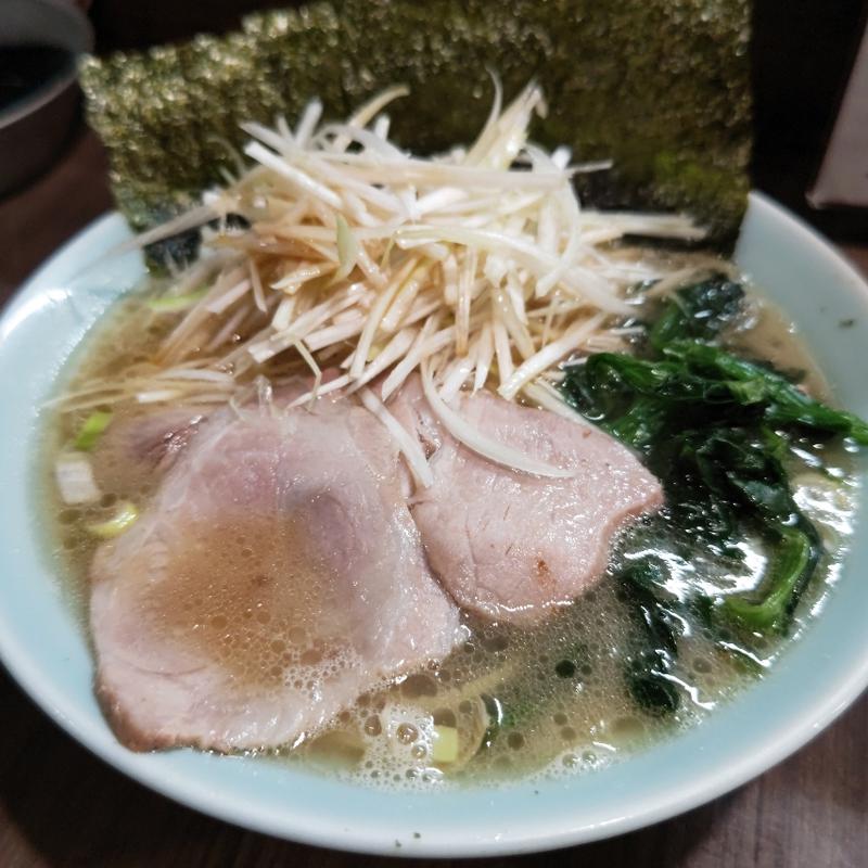 ネギラーメン(横浜家系ラーメン 介一家 山手店)