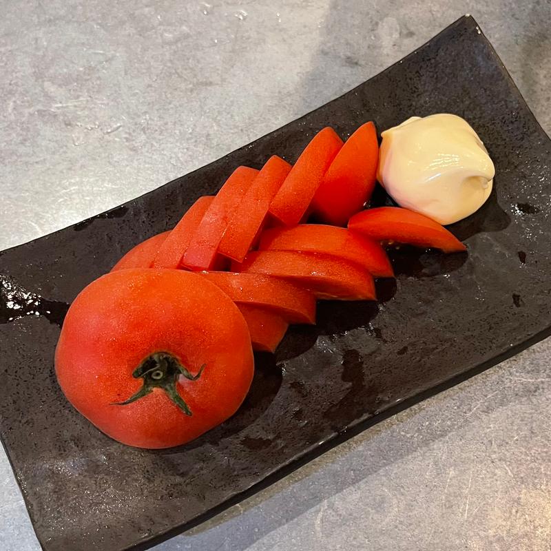 冷やしトマト(福島応援団 大分からあげと鉄板焼 勝男)