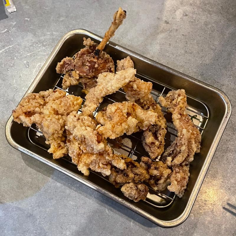 唐揚げ盛り並(福島応援団 大分からあげと鉄板焼 勝男)