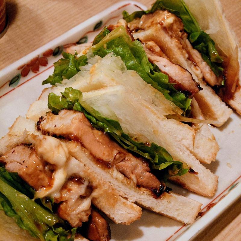 照焼チキンサンド(川中屋)