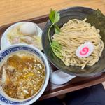 つけ麺中盛り＋味玉＋ワンタン