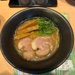 豚骨ラーメン