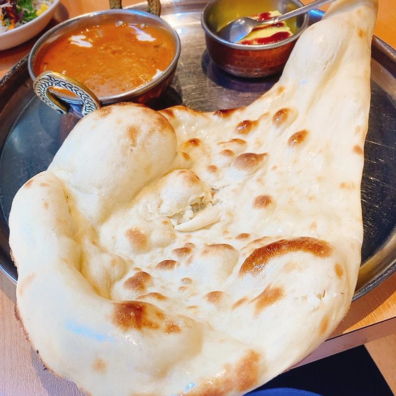 プレーンナン（ランチセット）(ナマステ八丁堀店)