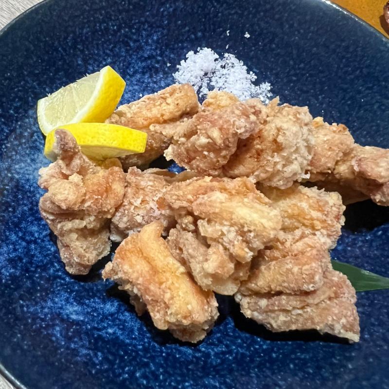 鶏の唐揚げ(炭火焼鳥ハチイチ)