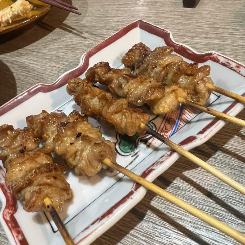 皮串(炭火焼鳥ハチイチ)