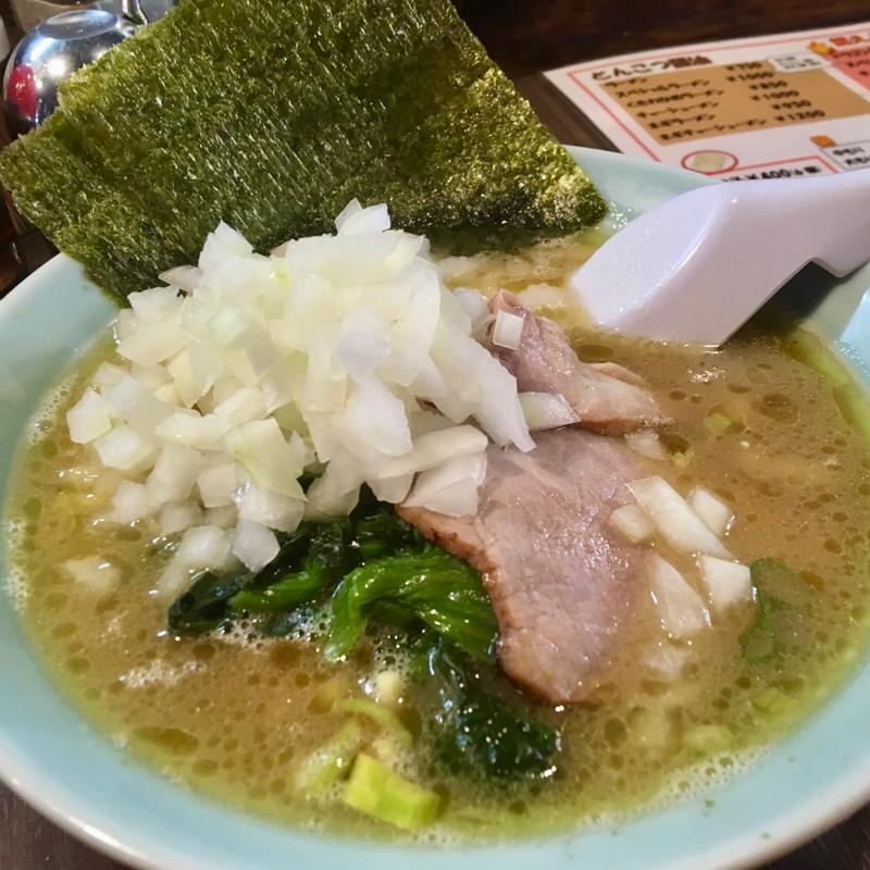 とんこつ醤油ラーメン(横浜家系ラーメン 介一家 山手店)