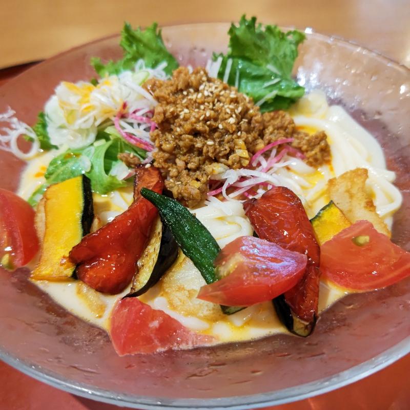 彩り野菜の冷やし担々うどん(味の民芸 丸山台店)