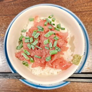 鮪中落ちご飯