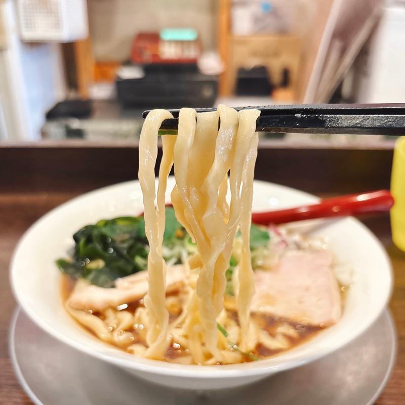 手もみ中華そば(金町製麺)